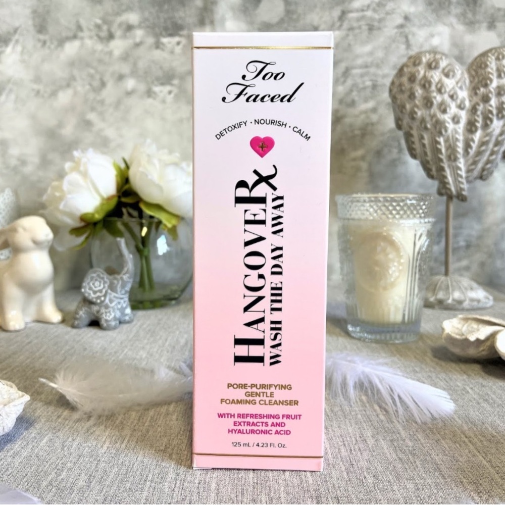 •TOO FACED•BNIB HANGOVER WASH THE DAY AWAY PORE-PURIFYING GENTLE FOAM CLEANSER